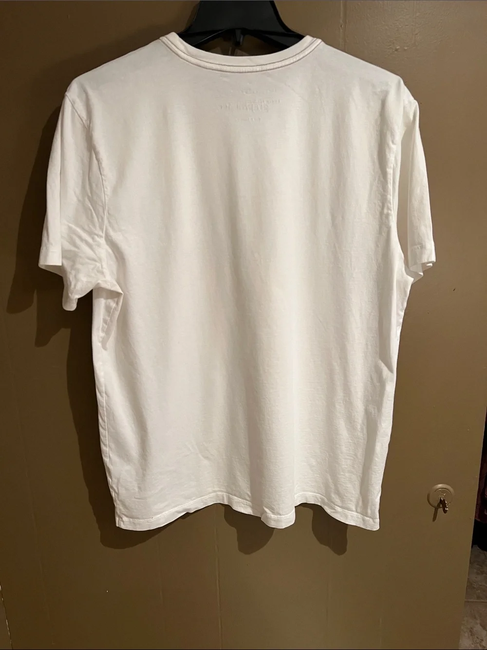 Banana Republic White Tee with Gold and Gray Graphic